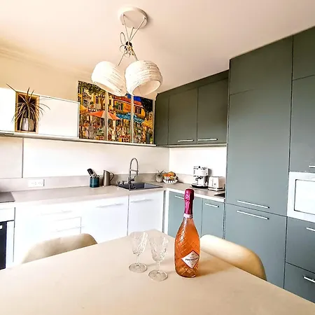 Village - Panoramic Sea And Hill View, Private Garden & Serenity